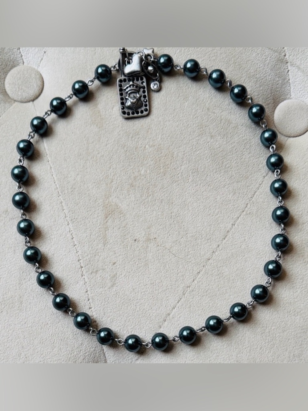 CAbi Heritage gray bead Pearl toggle Necklace